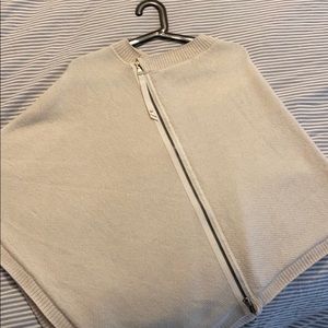 Never worn Lululemon poncho/scarf
